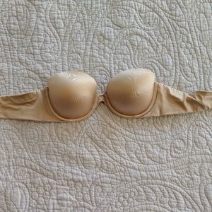 Strapless Victoria's Secret Biofit strapless bra